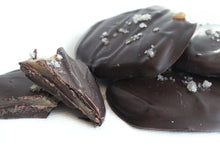 Load image into Gallery viewer, Homemade Sea Salted Caramels - Enchanted Chocolates of Martha&#39;s Vineyard
